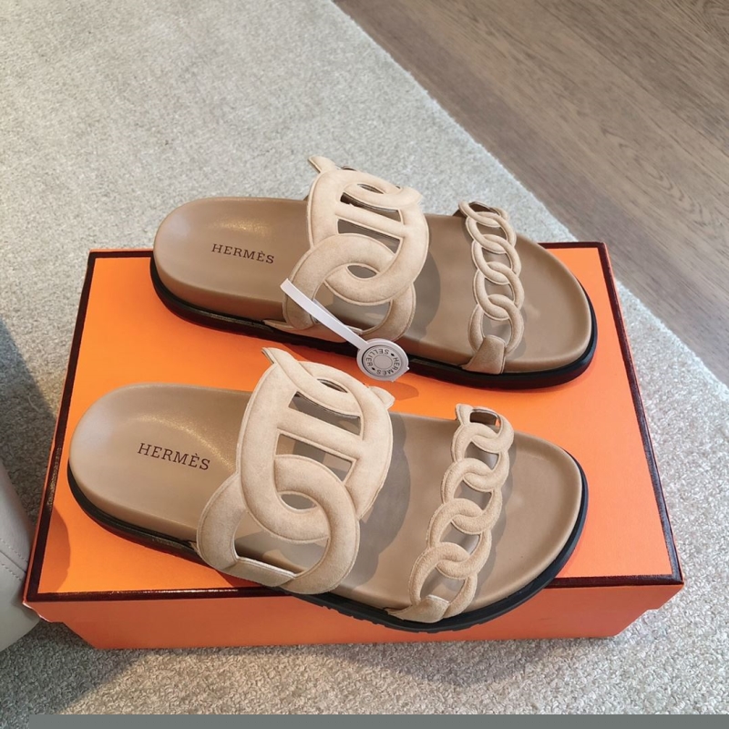 H**mes slippers